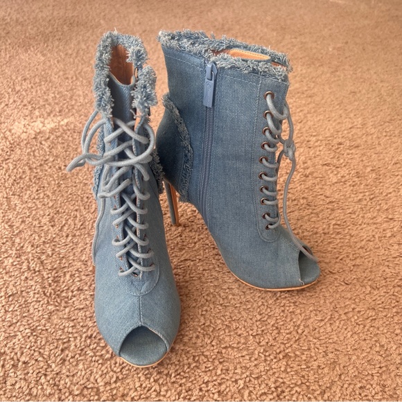 Women's Frayed Denim Peep Toe Stiletto Booties  Lace Up Size 6 - Picture 8 of 14